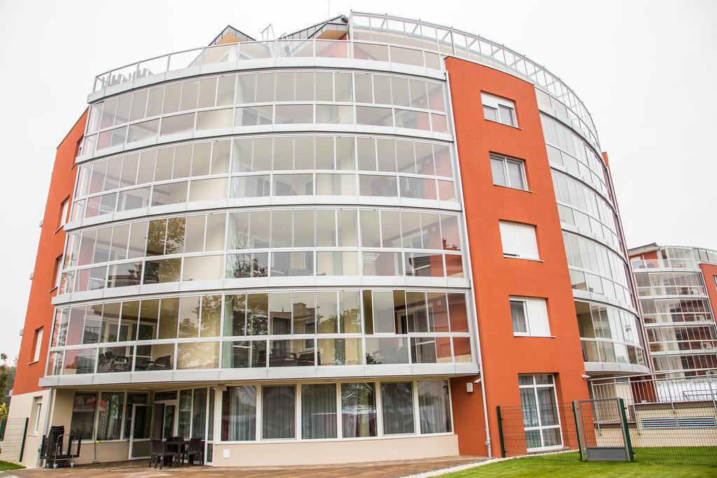 Luxury Hotel Siófok Eksteriør billede