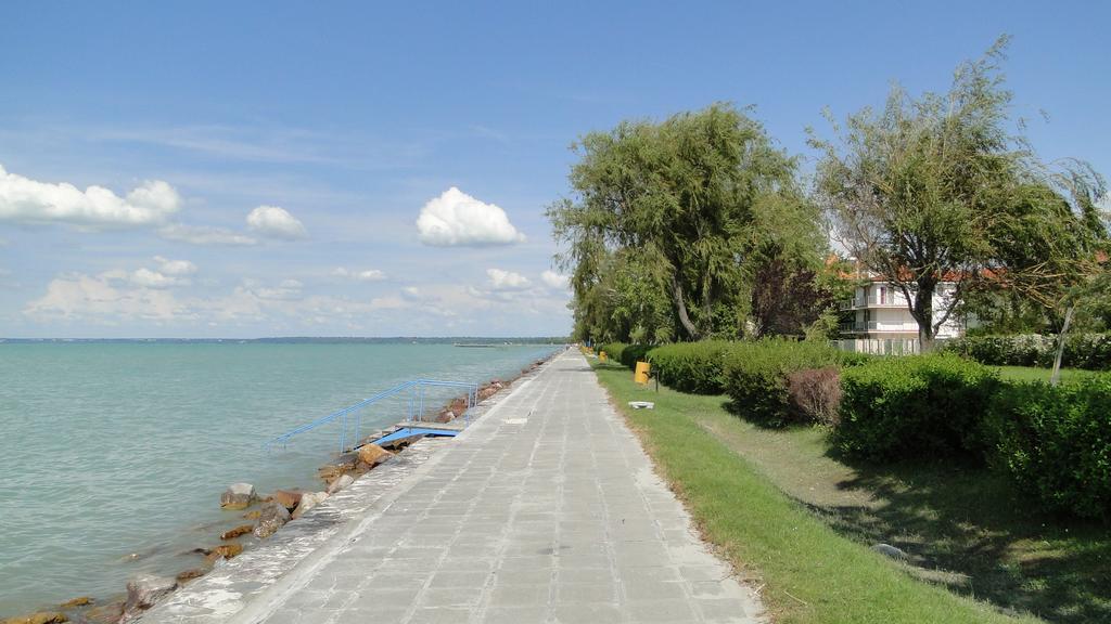 Luxury Hotel Siófok Eksteriør billede