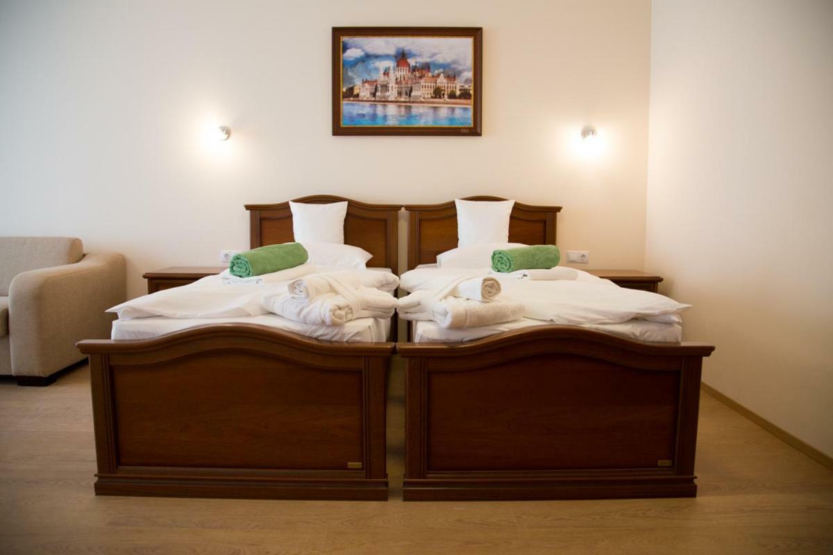 Luxury Hotel Siófok Eksteriør billede